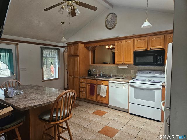 385 Fall Mountain Road, Bristol, CT 06010