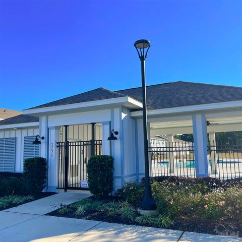 8905 Brigade Trl 8905, Pensacola, FL 32534