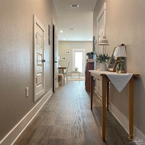 8905 Brigade Trl 8905, Pensacola, FL 32534