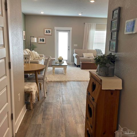 8905 Brigade Trl 8905, Pensacola, FL 32534