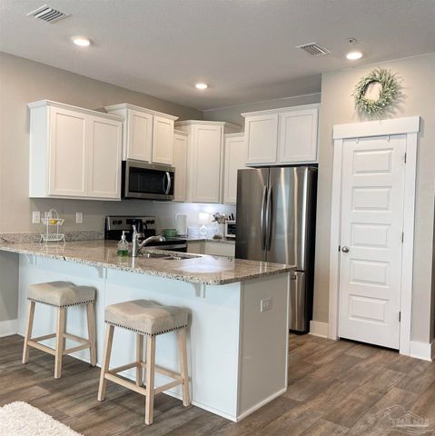 8905 Brigade Trl 8905, Pensacola, FL 32534