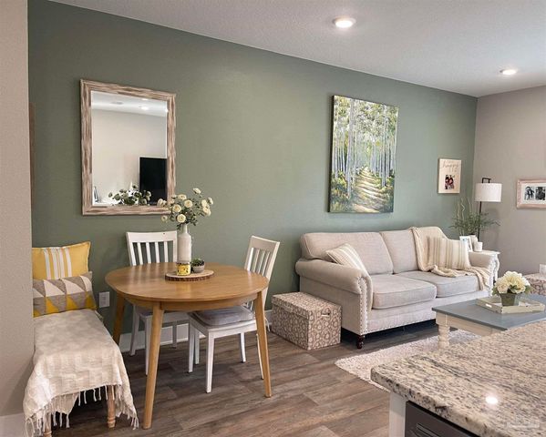 8905 Brigade Trl 8905, Pensacola, FL 32534