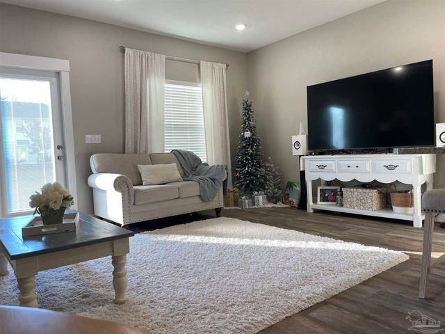 8905 Brigade Trl 8905, Pensacola, FL 32534