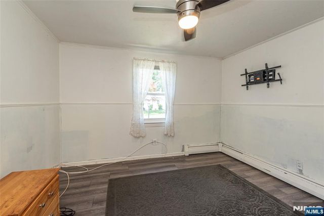 7 Park Avenue, Wanaque, NJ 07420