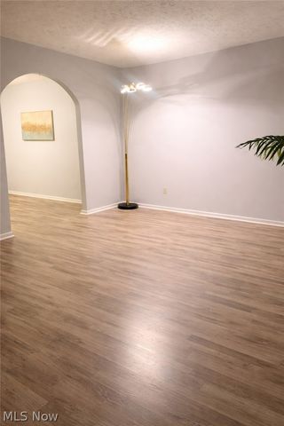 5276 W 83rd Street, Parma, OH 44129