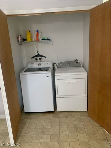 5276 W 83rd Street, Parma, OH 44129