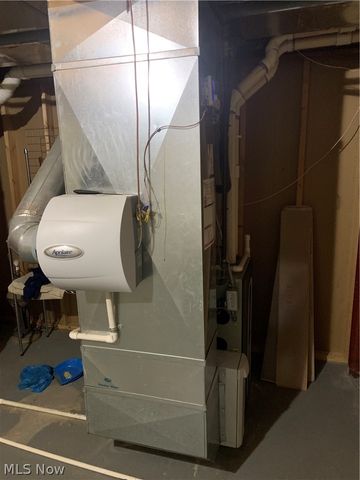 5276 W 83rd Street, Parma, OH 44129