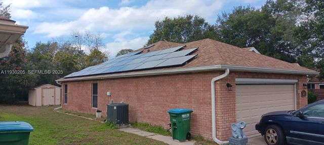 2266 Fillmore Ave, Deltona, FL 32725