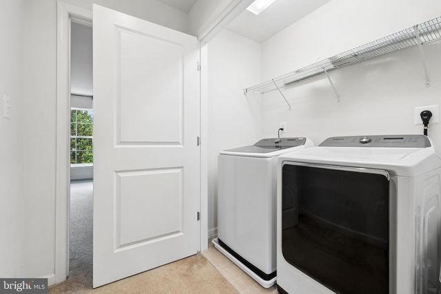 8284 CLAY LN, Manassas, VA 20110