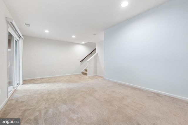 8284 CLAY LN, Manassas, VA 20110