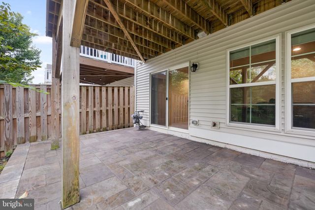 8284 CLAY LN, Manassas, VA 20110