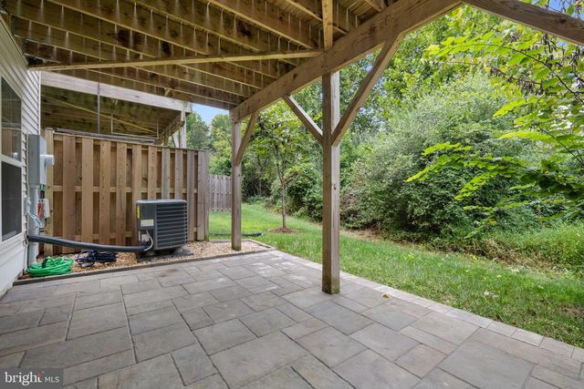 8284 CLAY LN, Manassas, VA 20110