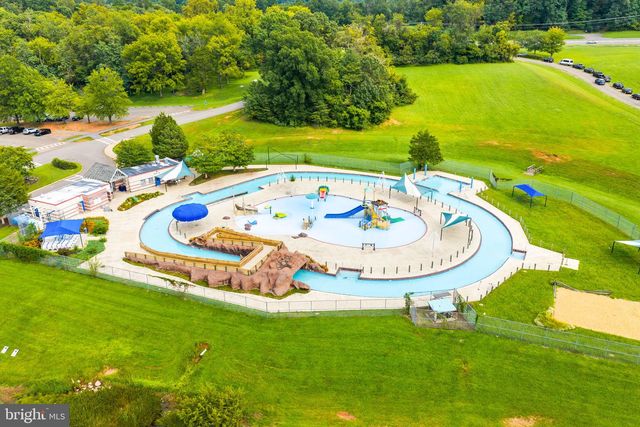 8284 CLAY LN, Manassas, VA 20110