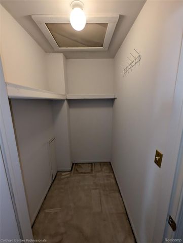 7896 Rivergate Drive 19, Westland, MI 48185