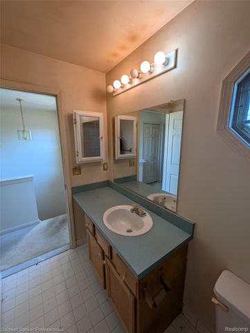 7896 Rivergate Drive 19, Westland, MI 48185