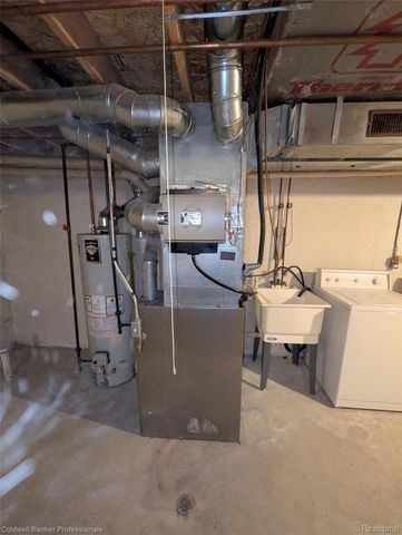 7896 Rivergate Drive 19, Westland, MI 48185