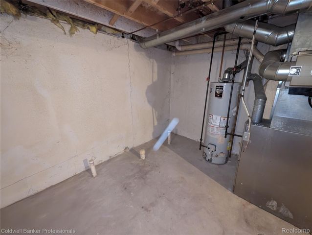 7896 Rivergate Drive 19, Westland, MI 48185