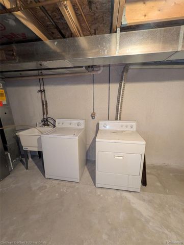 7896 Rivergate Drive 19, Westland, MI 48185