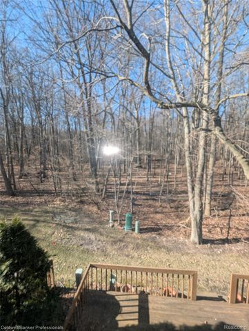 7896 Rivergate Drive 19, Westland, MI 48185