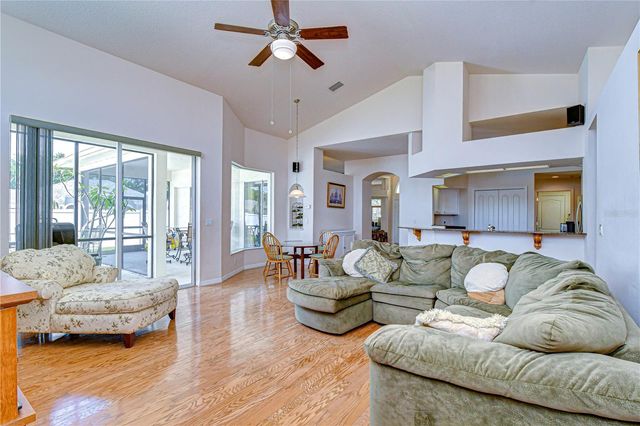 2833 MOSSY TIMBER TRAIL, Valrico, FL 33596