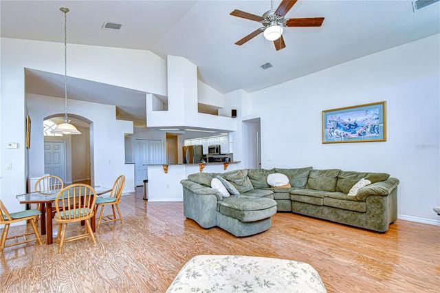 2833 MOSSY TIMBER TRAIL, Valrico, FL 33596