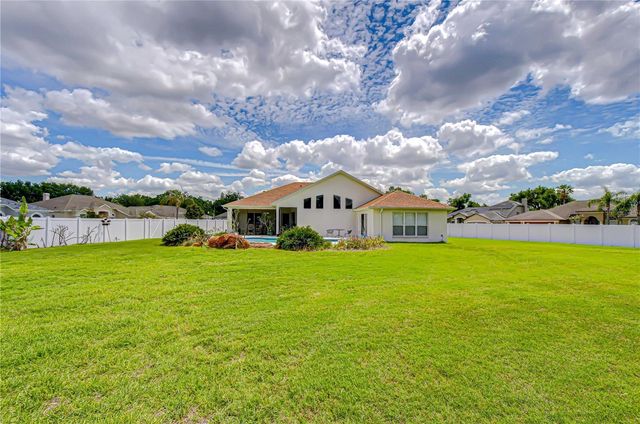 2833 MOSSY TIMBER TRAIL, Valrico, FL 33596