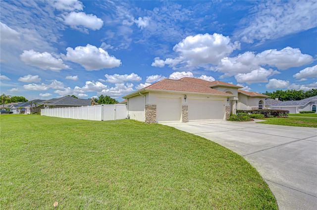 2833 MOSSY TIMBER TRAIL, Valrico, FL 33596