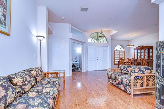 2833 MOSSY TIMBER TRAIL, Valrico, FL 33596