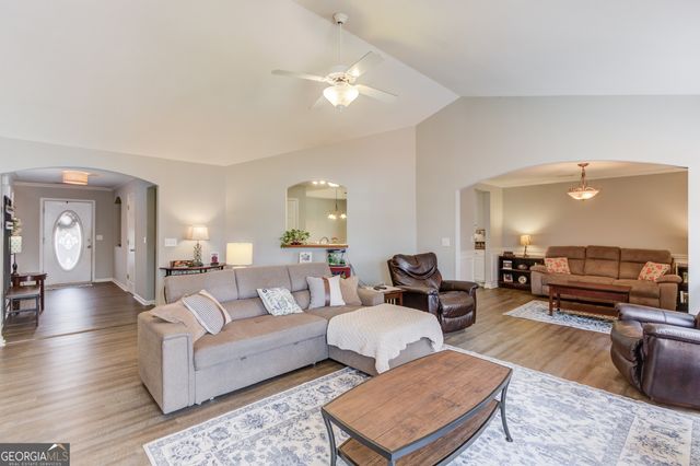 617 Teal Drive, Winder, GA 30680