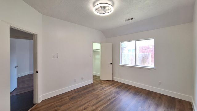 17122 Canterbury Green Court, Sugar Land, TX 77498