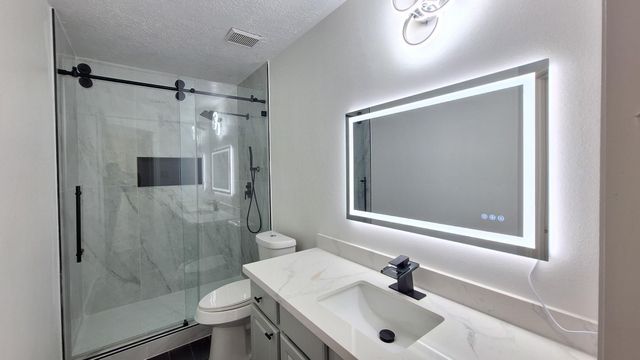 17122 Canterbury Green Court, Sugar Land, TX 77498