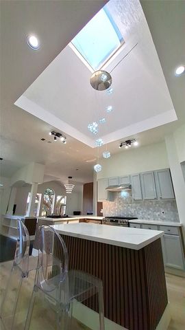 17122 Canterbury Green Court, Sugar Land, TX 77498