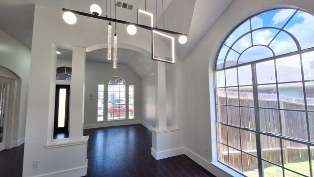 17122 Canterbury Green Court, Sugar Land, TX 77498