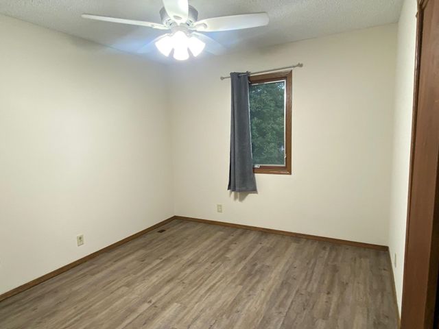 1928 N Reca St, Wichita, KS 67212