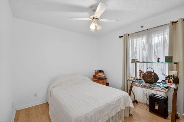 3146 Via Poinciana 301, Lake Worth, FL 33467