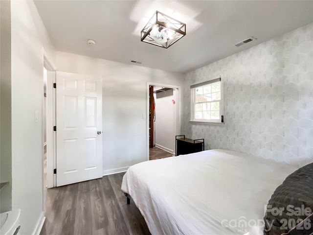 412 N Secrest Avenue, Monroe, NC 28110