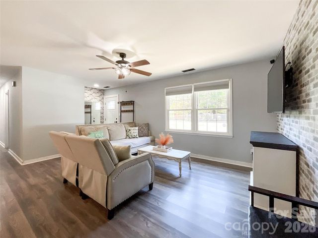 412 N Secrest Avenue, Monroe, NC 28110
