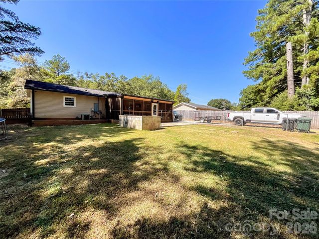 412 N Secrest Avenue, Monroe, NC 28110
