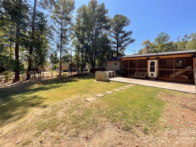 412 N Secrest Avenue, Monroe, NC 28110