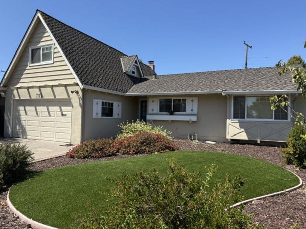 Image 38 of property listing at Address unavailable.