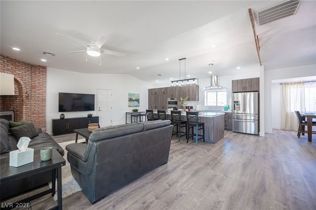 8625 Edmond Street, Las Vegas, NV 89139