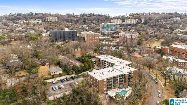 57 Hanover Cir S Apt 113, Birmingham, AL 35205