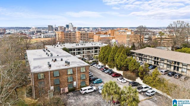 57 Hanover Cir S Apt 113, Birmingham, AL 35205