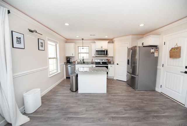 430 Bud Farmer Place, Inman, SC 29349