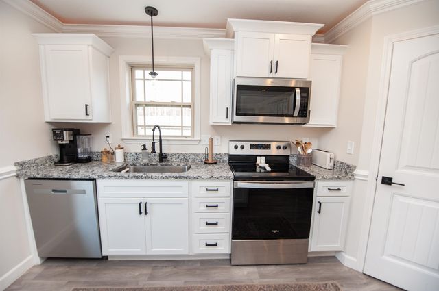 430 Bud Farmer Place, Inman, SC 29349