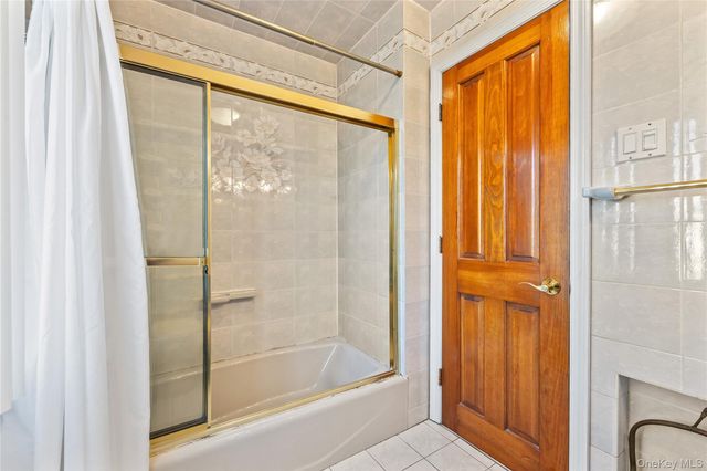 119-20 9th Avenue, College Point, NY 11356