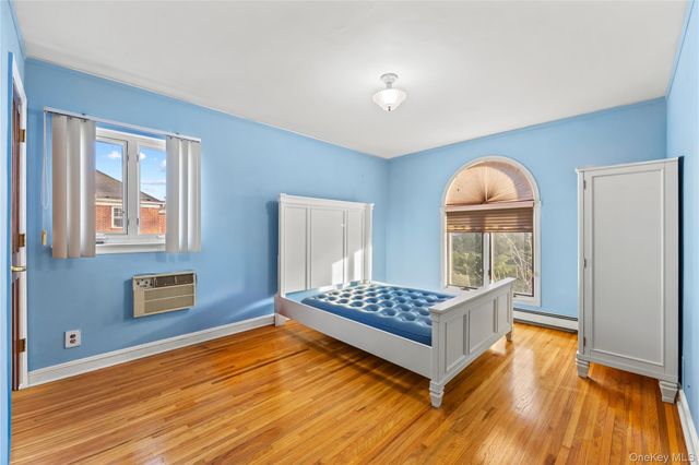 119-20 9th Avenue, College Point, NY 11356