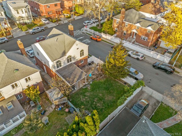 119-20 9th Avenue, College Point, NY 11356