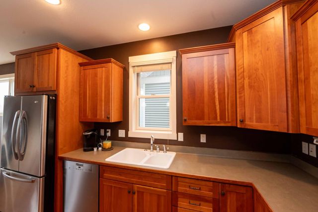 11446 Balsam Way, Woodbury, MN 55129