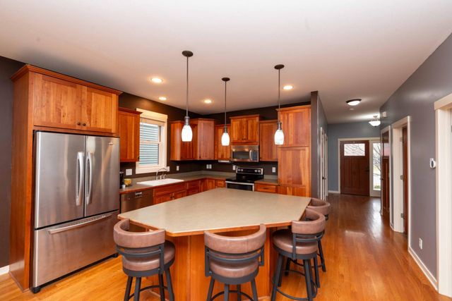 11446 Balsam Way, Woodbury, MN 55129